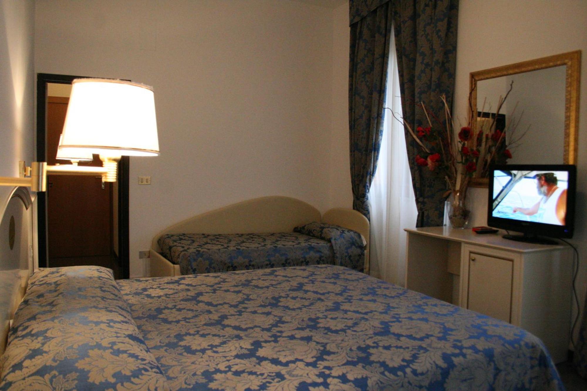 Hotel La Meridiana Anghiari Ngoại thất bức ảnh